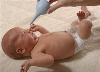 赤ちゃんの便秘 鼻詰まり 下痢の改善方法をご紹介